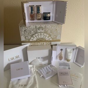 𝐏𝐑𝐈𝐂𝐄 𝐅𝐈𝐑𝐌 🎀 Dior serum, moisturizer, beauty and gua sha set